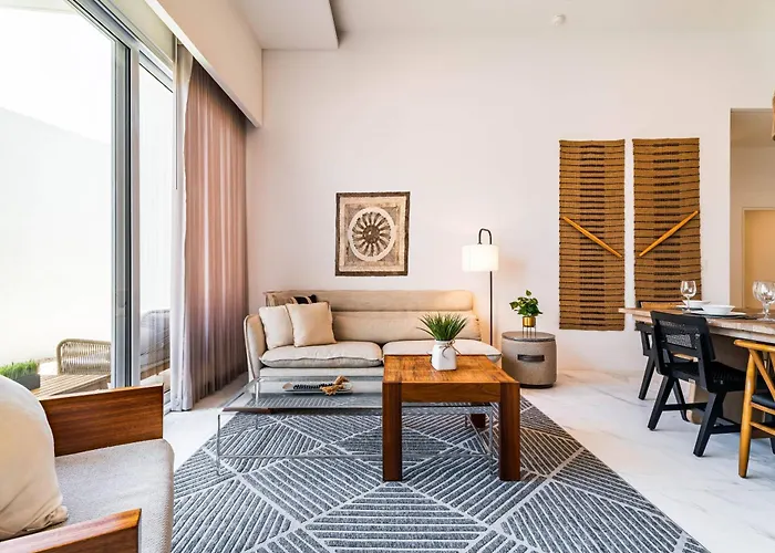 Casa Lucy Secure-quiet&opulent Cabo Retreat-3br's&patio! Apartamento
